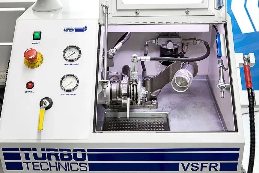 Turbo Technics VSFR - balansering och flödestest av turbo i verkstedet til Meksta